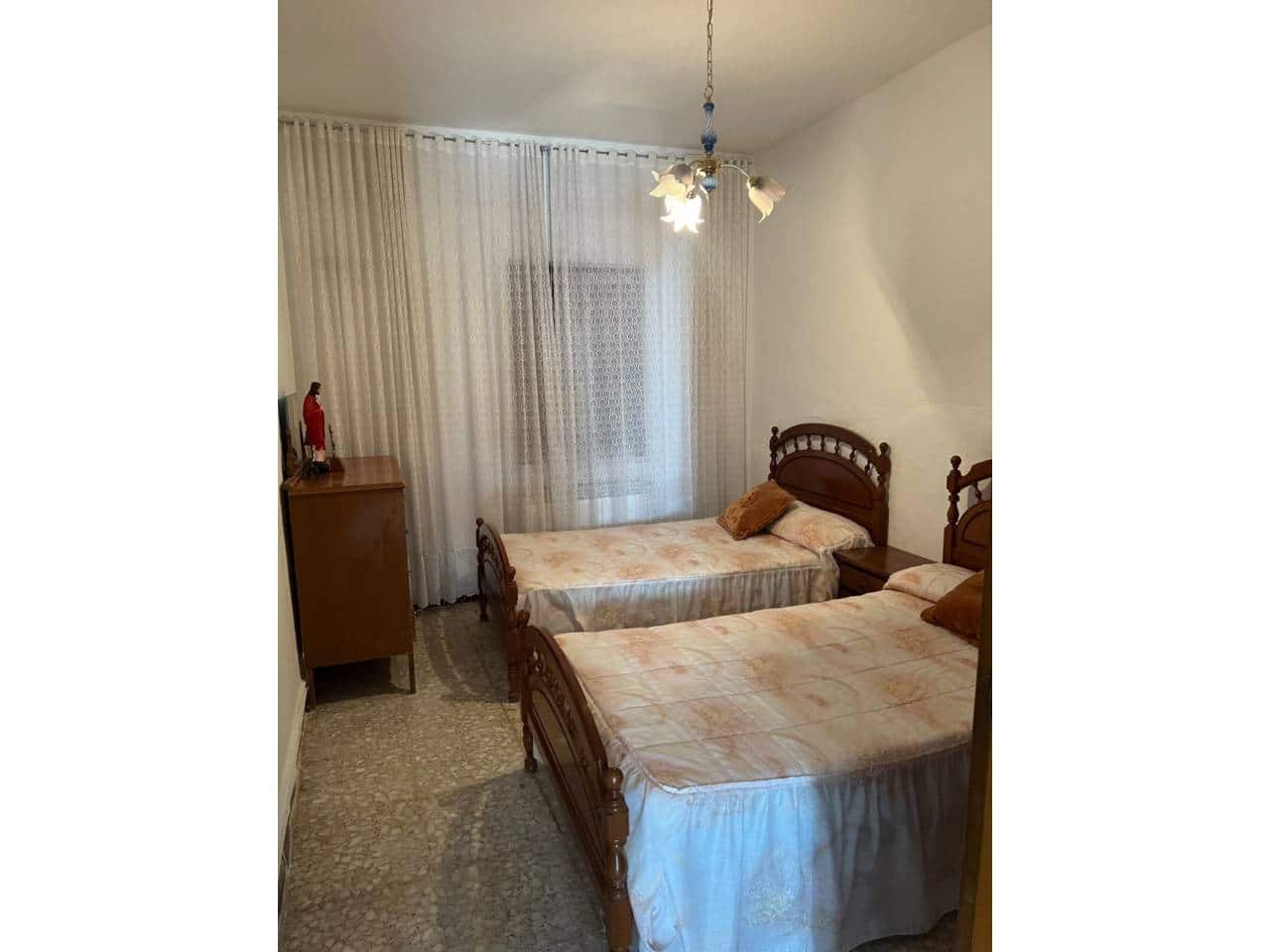 4 bedroom Townhouse for rent in El Bonillo - € 450 (Ref: 10070289)