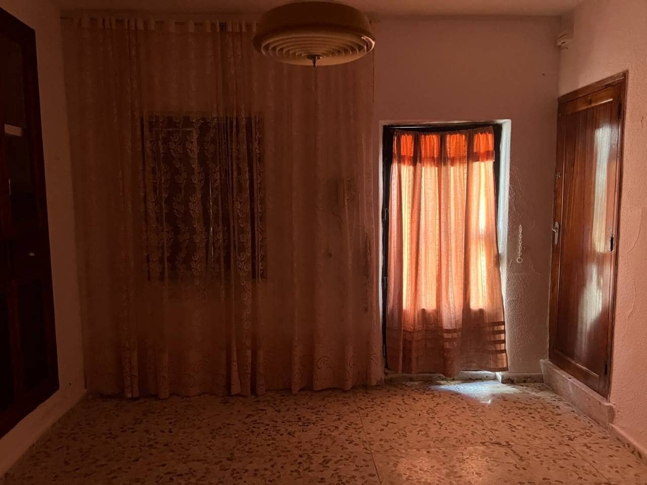 4 bedroom Townhouse for rent in El Bonillo - € 450 (Ref: 10070289)