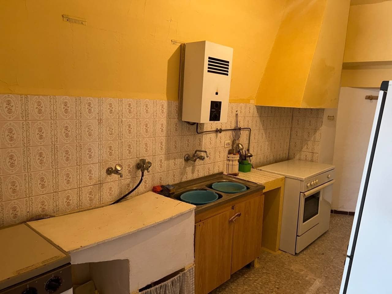 4 bedroom Townhouse for rent in El Bonillo - € 450 (Ref: 10070289)