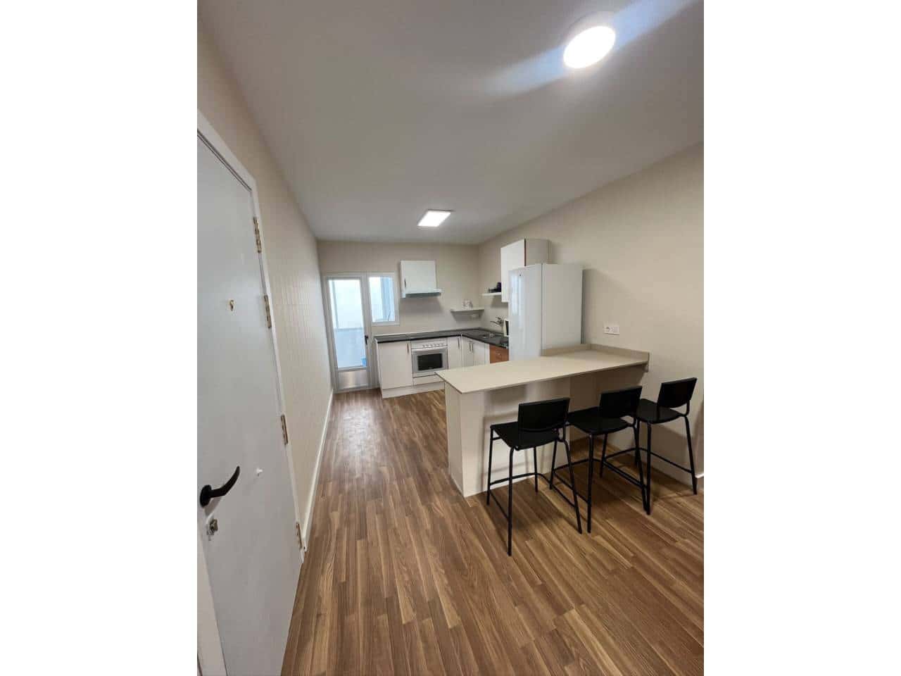 3 bedroom Flat for sale in Alcoy / Alcoi - € 150,000 (Ref: 10118612)