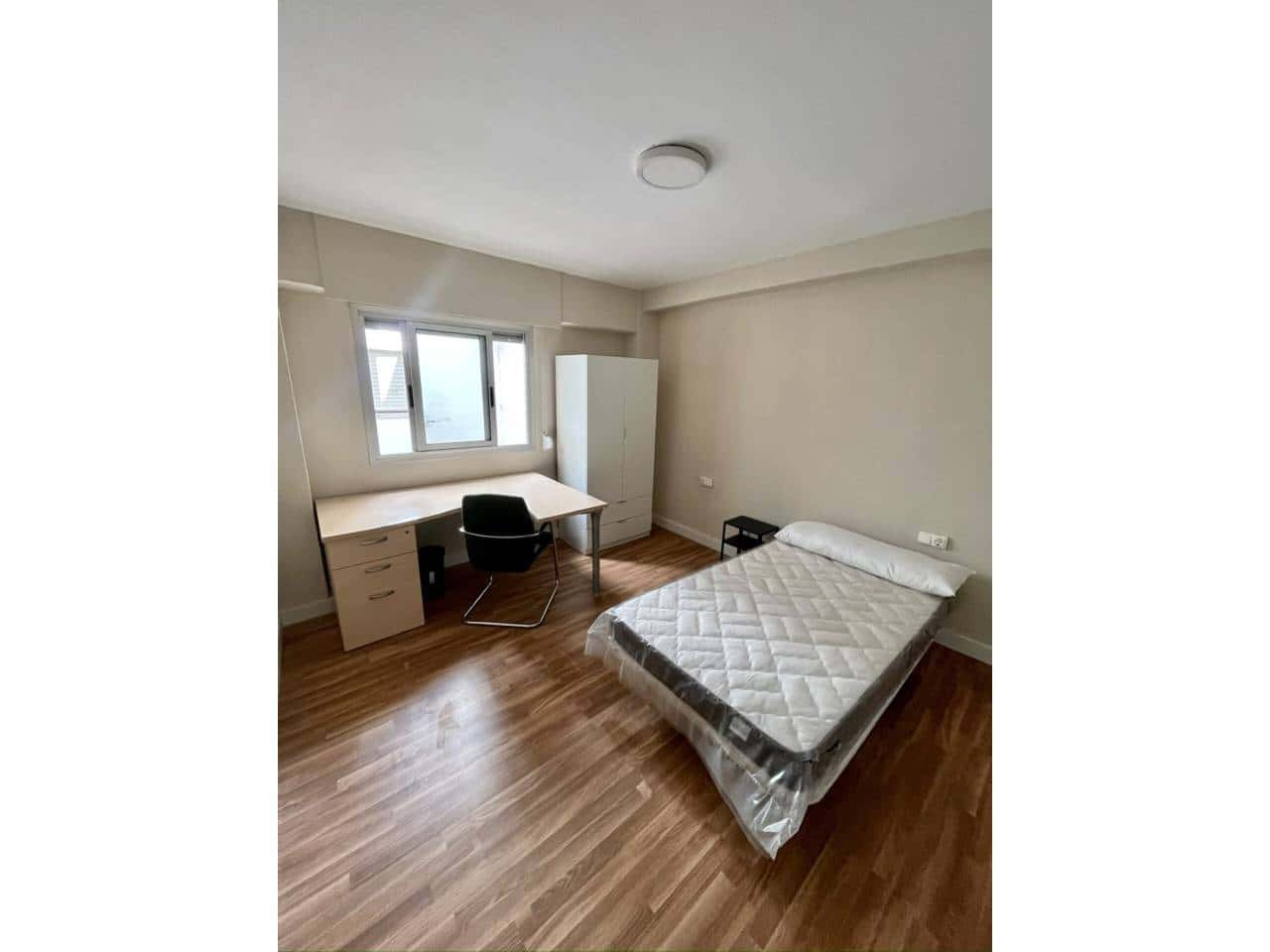 3 bedroom Flat for sale in Alcoy / Alcoi - € 150,000 (Ref: 10118612)