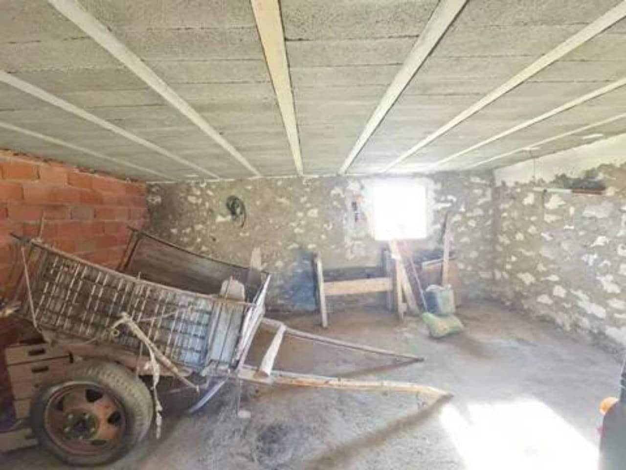 Villa for sale in Letur - € 29,600 (Ref: 9938488)