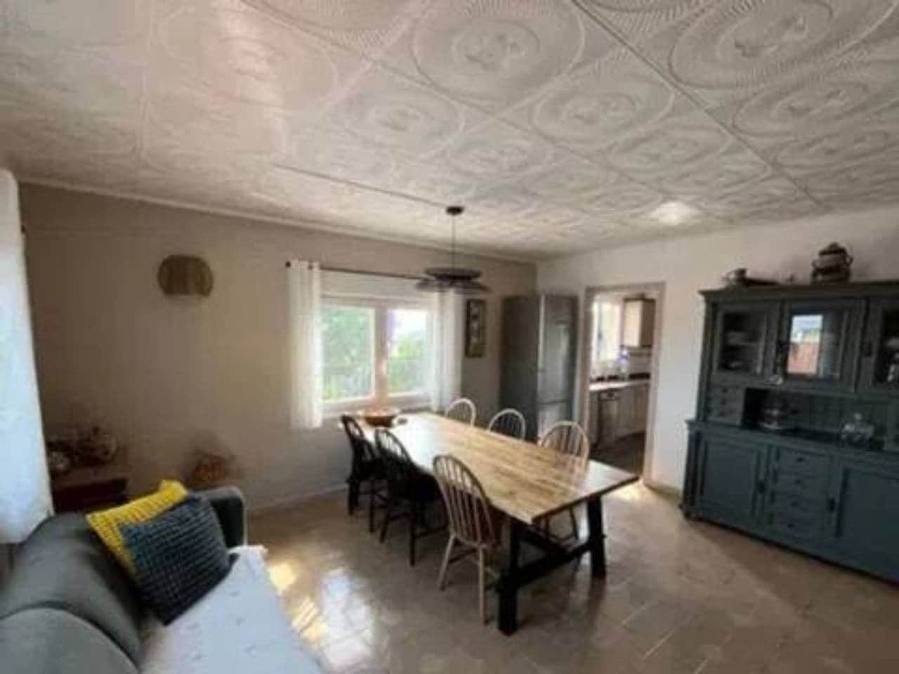 4 Zimmer Villa zu verkaufen in Villanueva de Castellon mit Pool - 240.000 € (Ref: 9938489)