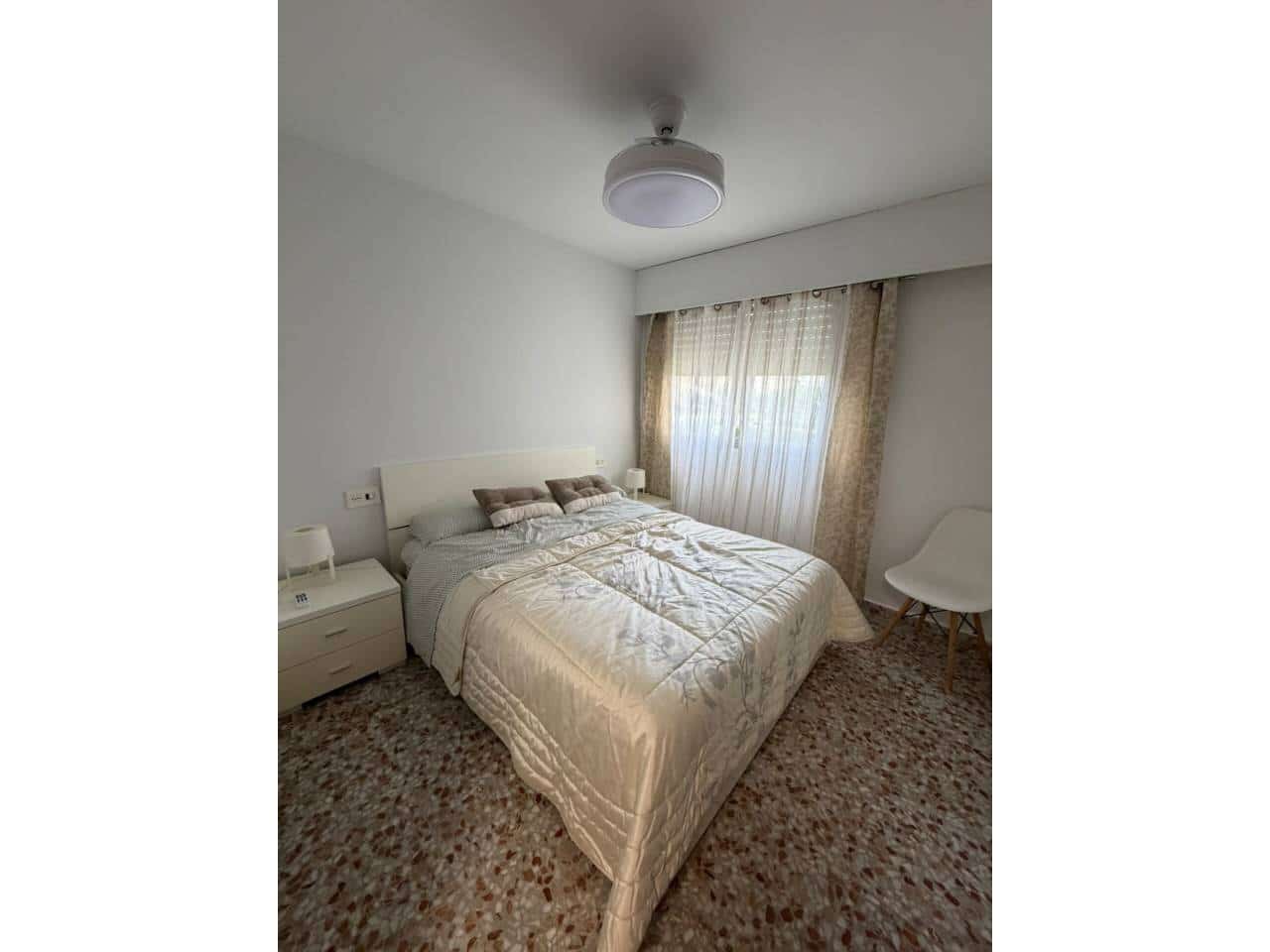3 quarto Apartamento para arrendar em Gandia com piscina garagem - 1 000 € (Ref: 9938490)