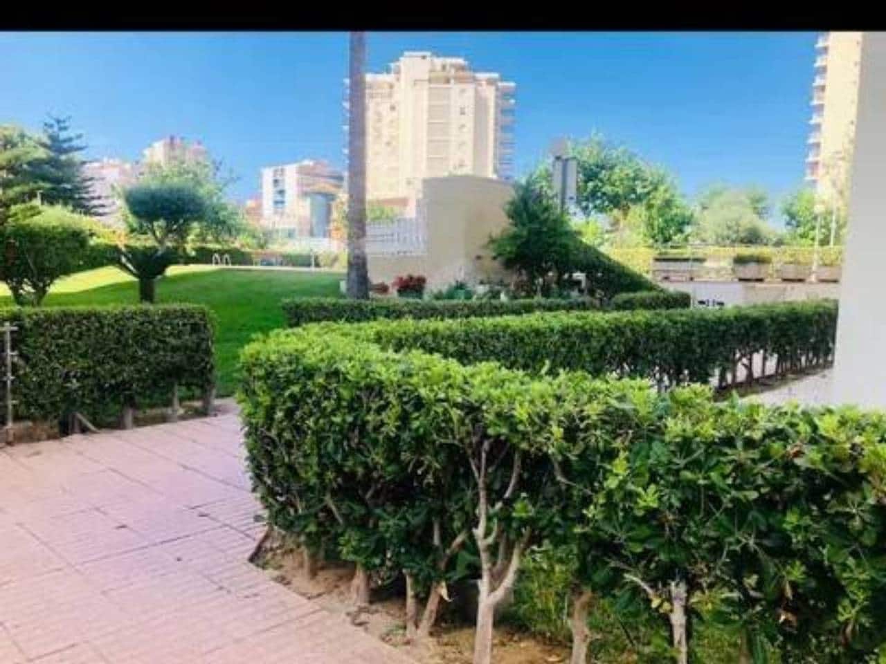 3 quarto Apartamento para arrendar em Gandia com piscina garagem - 1 000 € (Ref: 9938490)