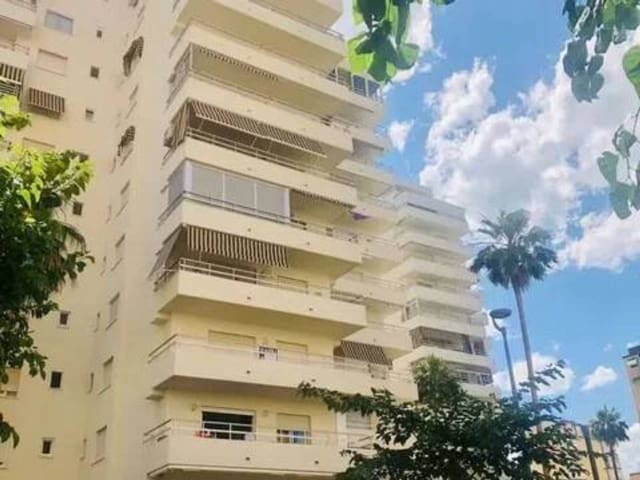 3 makuuhuone Asunto vuokrattavana paikassa Gandia mukana uima-altaan 
autotalli - 1 000 € (Ref: 9938490)