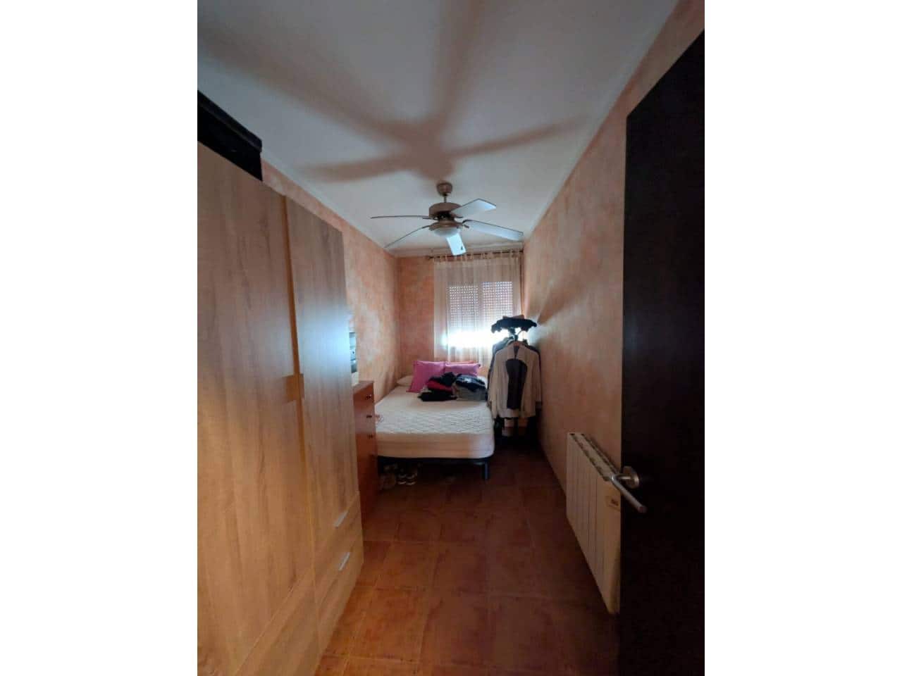 3 bedroom Apartment for sale in Villargordo del Cabriel - € 180,000 (Ref: 9938491)