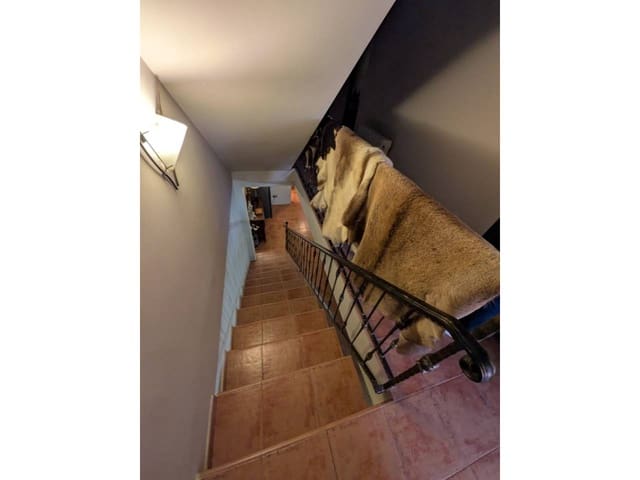 3 bedroom Apartment for sale in Villargordo del Cabriel - € 180,000 (Ref: 9938491)