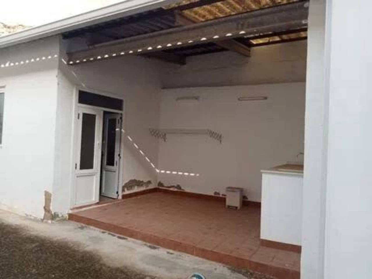 5 makuuhuone Omakotitalo myytävänä paikassa Guadasequies - 162 000 € (Ref: 9938492)