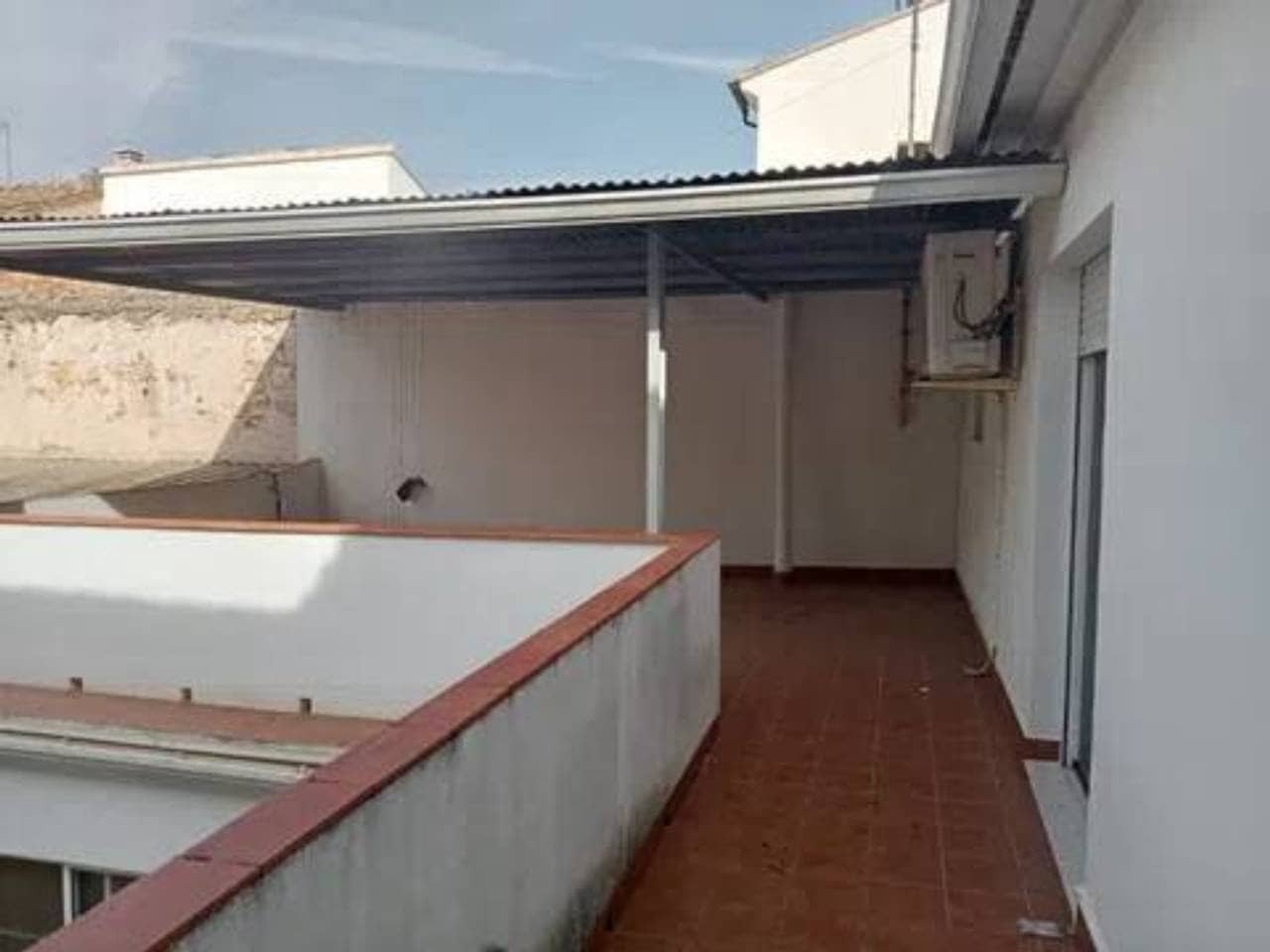 5 makuuhuone Omakotitalo myytävänä paikassa Guadasequies - 162 000 € (Ref: 9938492)