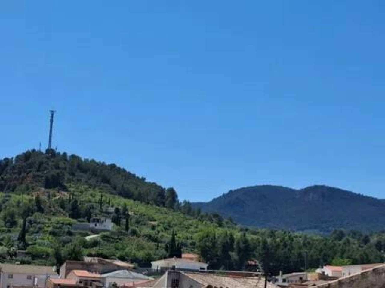 2 bedroom Finca/Country House for sale in Ferez - € 72,000 (Ref: 9938497)