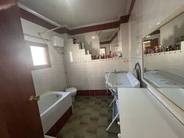 4 soveværelse Lejlighed til salg i Atzeneta d'Albaida - € 95.000 (Ref: 9938498)