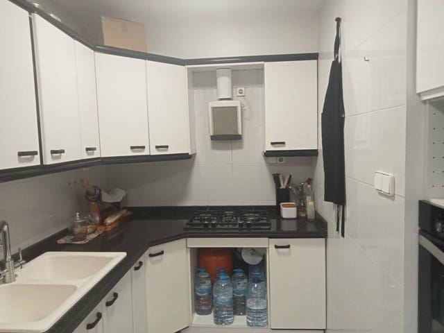 2 soveværelse Lejlighed til salg i Alcoy / Alcoi - € 126.000 (Ref: 9943265)