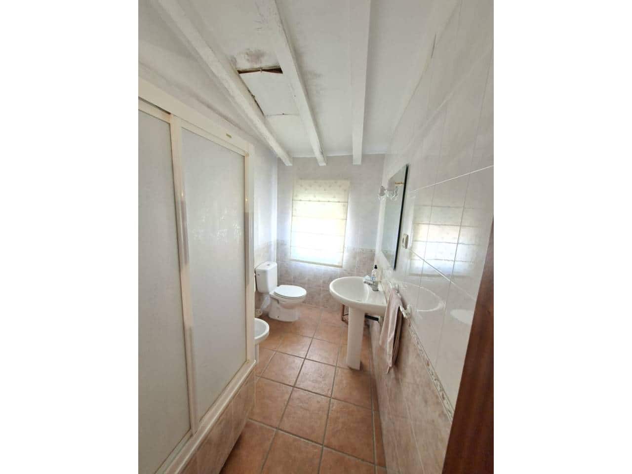 6 bedroom Townhouse for sale in Ferez - € 62,900 (Ref: 9943872)