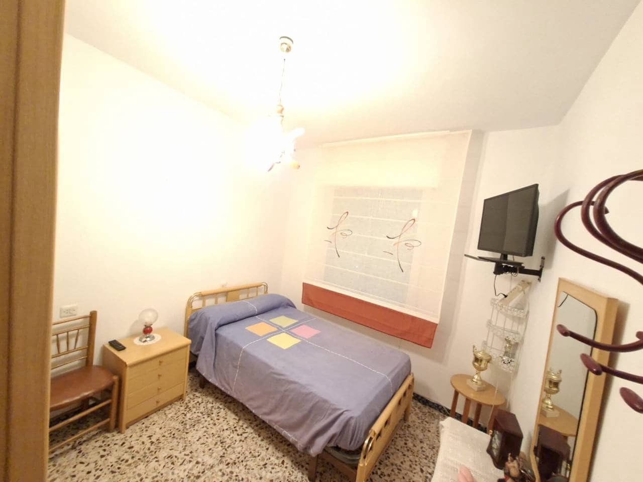 6 bedroom Townhouse for sale in Ferez - € 62,900 (Ref: 9943872)