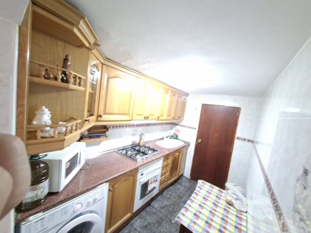 6 soverom Hus til salgs i Férez - € 62 900 (Ref: 9943872)