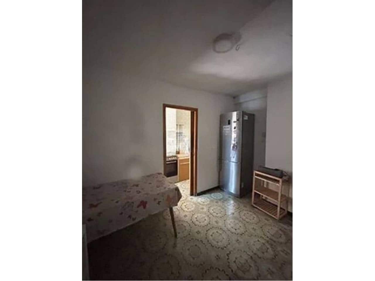 5 bedroom Townhouse for rent in Jalance - € 525 (Ref: 9956811)