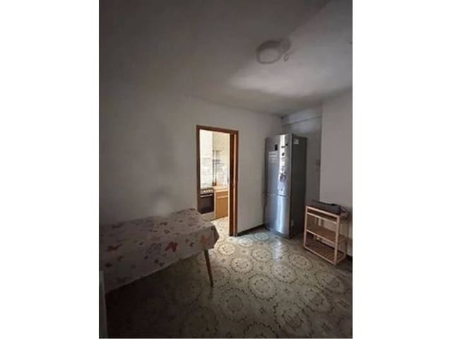 5 bedroom Townhouse for rent in Jalance - € 525 (Ref: 9956811)