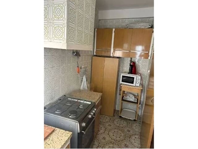 5 bedroom Townhouse for rent in Jalance - € 525 (Ref: 9956811)