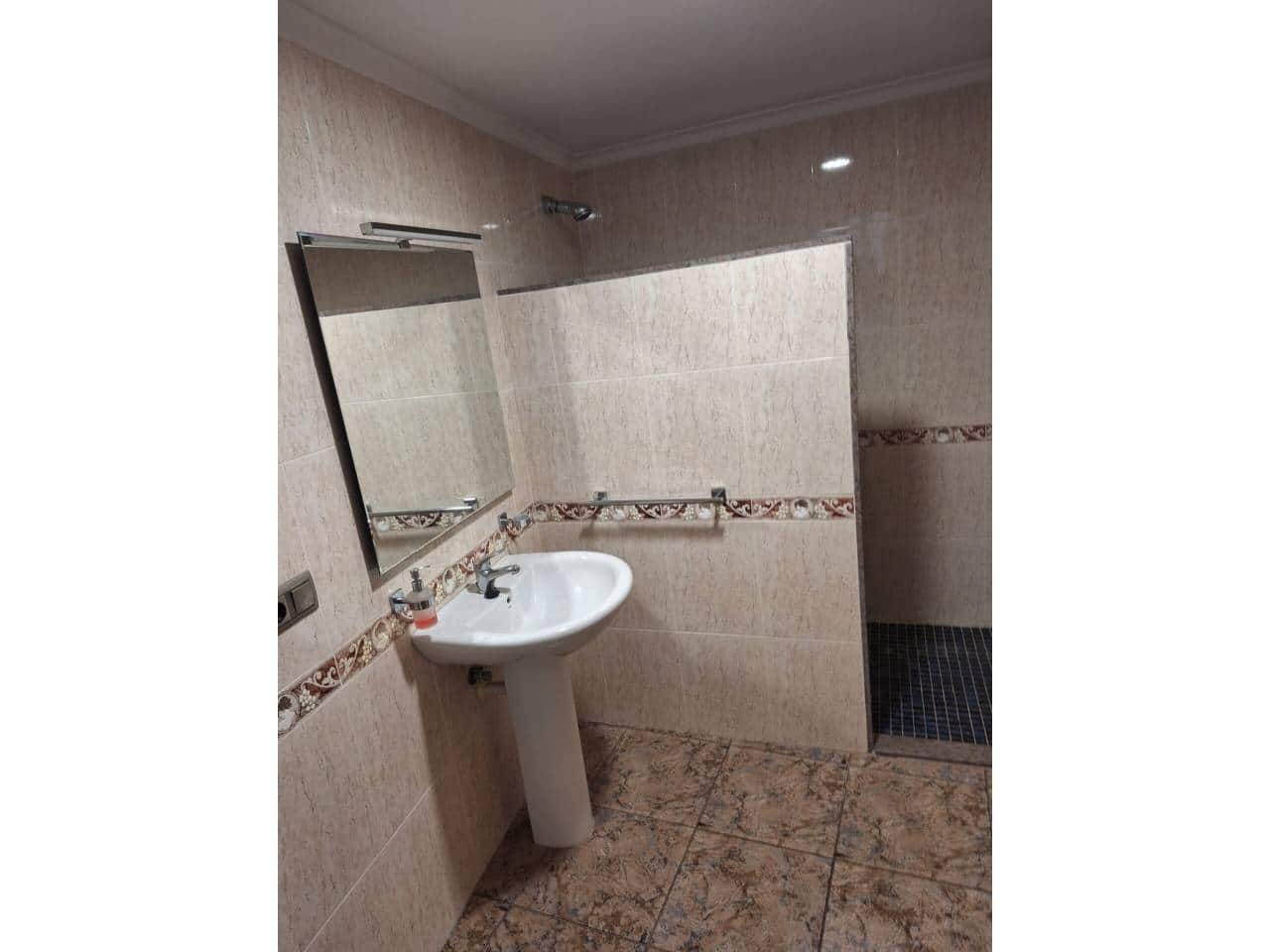 5 sypialnia Dom na sprzedaż w La Pobla del Duc z garażem - 220 000 € (Ref: 9993740)
