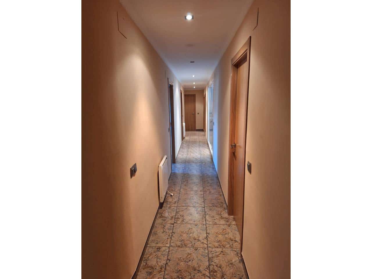 5 sypialnia Dom na sprzedaż w La Pobla del Duc z garażem - 220 000 € (Ref: 9993740)