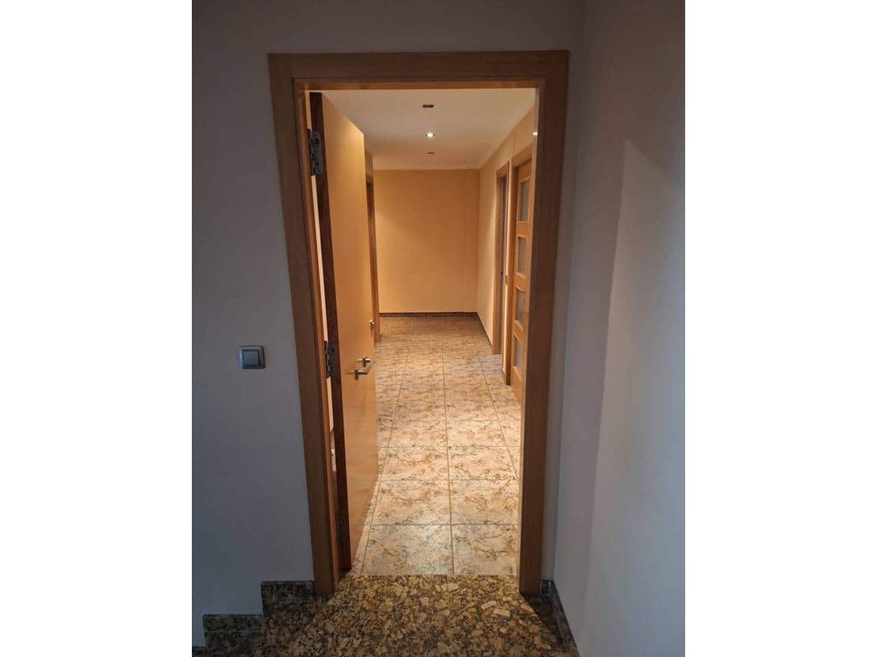 5 sypialnia Dom na sprzedaż w La Pobla del Duc z garażem - 220 000 € (Ref: 9993740)