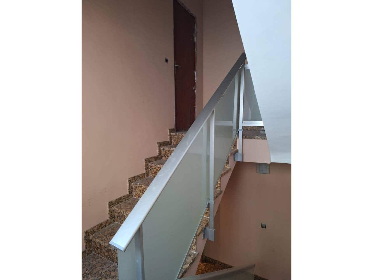 5 sypialnia Dom na sprzedaż w La Pobla del Duc z garażem - 220 000 € (Ref: 9993740)