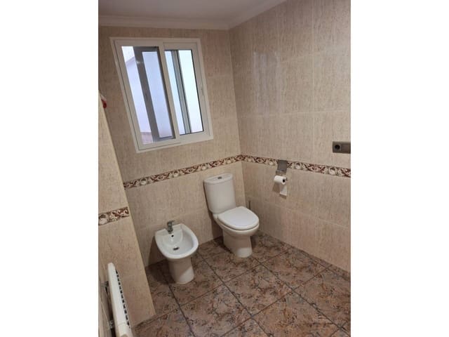 5 sypialnia Dom na sprzedaż w La Pobla del Duc z garażem - 220 000 € (Ref: 9993740)