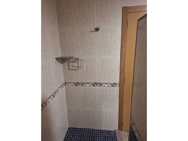 5 sypialnia Dom na sprzedaż w La Pobla del Duc z garażem - 220 000 € (Ref: 9993740)