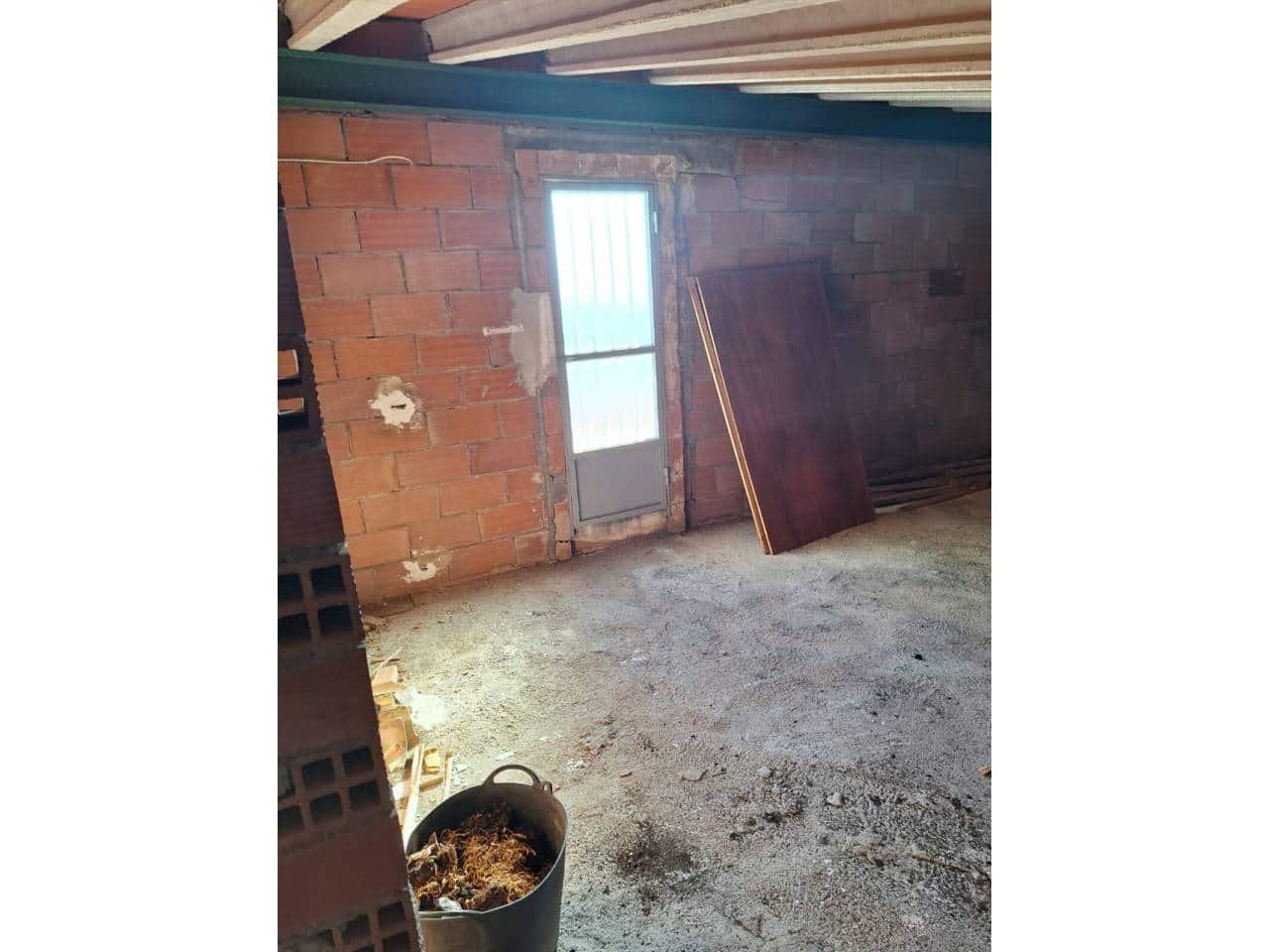 5 sypialnia Dom na sprzedaż w La Pobla del Duc z garażem - 220 000 € (Ref: 9993740)