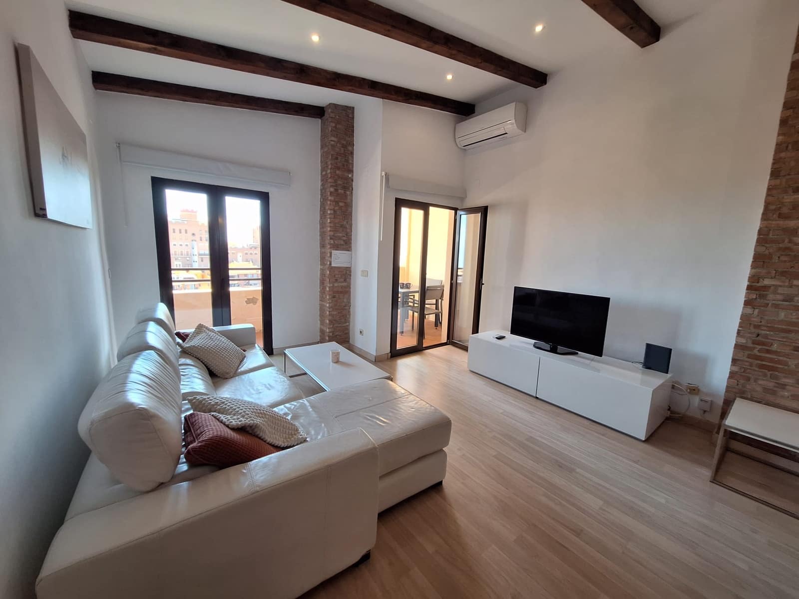 2 bedroom Beach Apartment for rent in Alboraya / Alboraia with pool - € 2,550 (Ref: 9932438)
