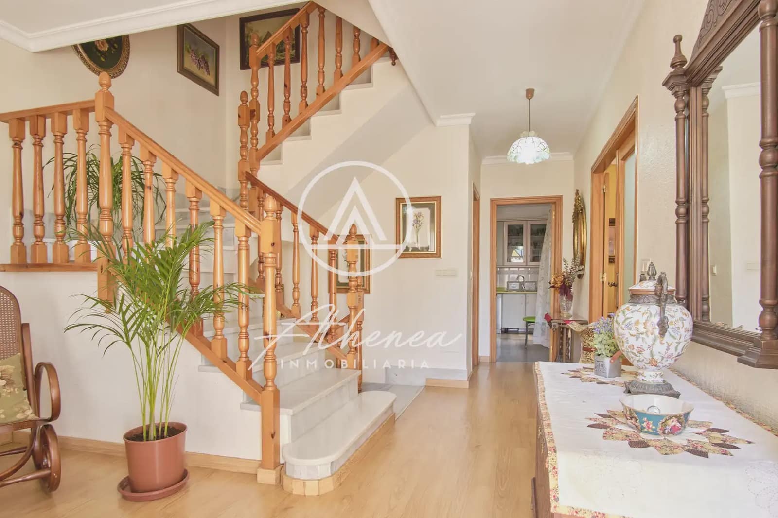 5 bedroom Townhouse for sale in Roquetas de Mar with garage - € 319,900 (Ref: 9938629)