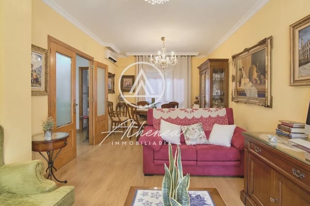 5 soveværelse Byhus til salg i Roquetas de Mar med garage - € 319.900 (Ref: 9938629)
