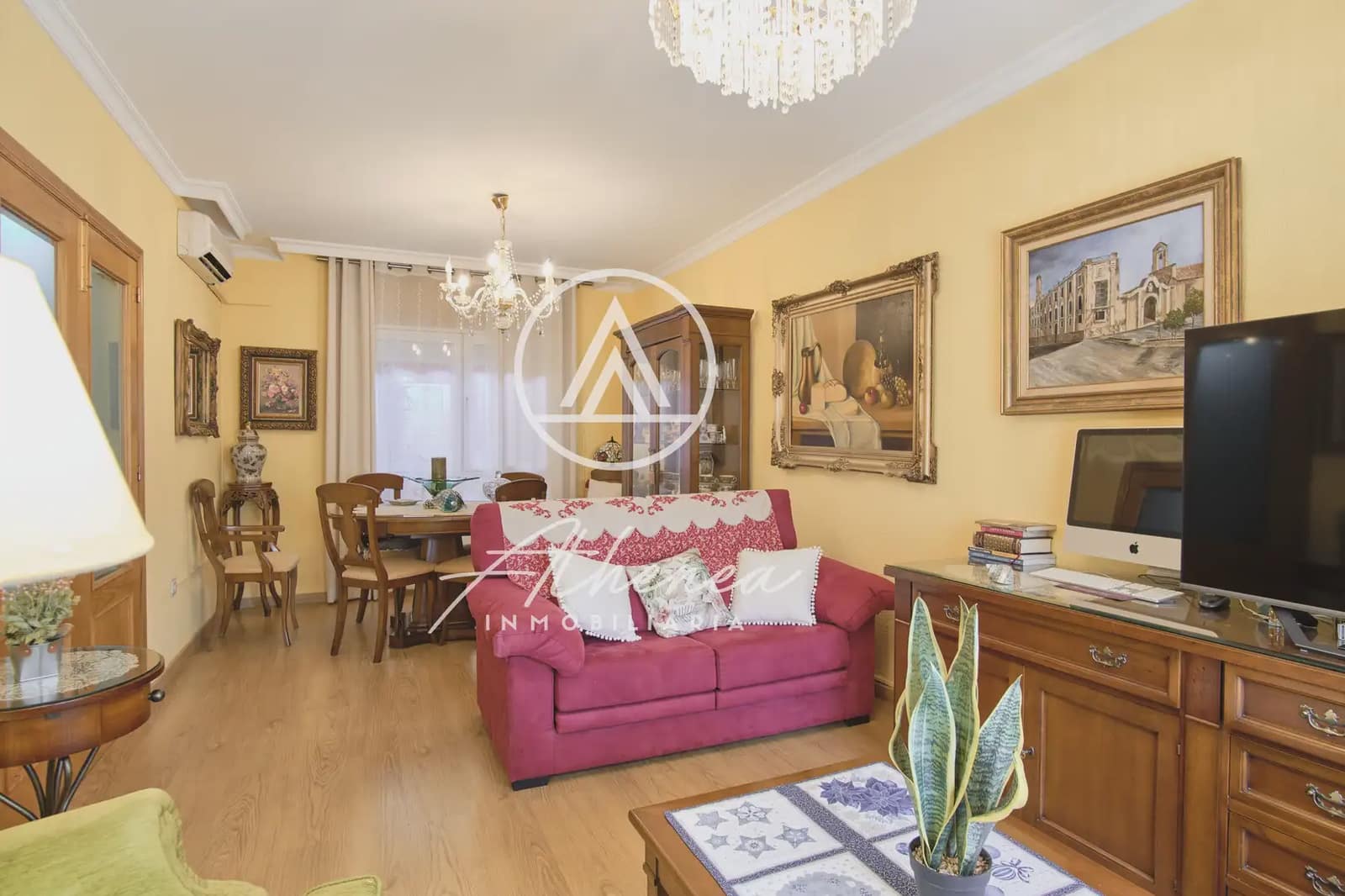 5 bedroom Townhouse for sale in Roquetas de Mar with garage - € 319,900 (Ref: 9938629)