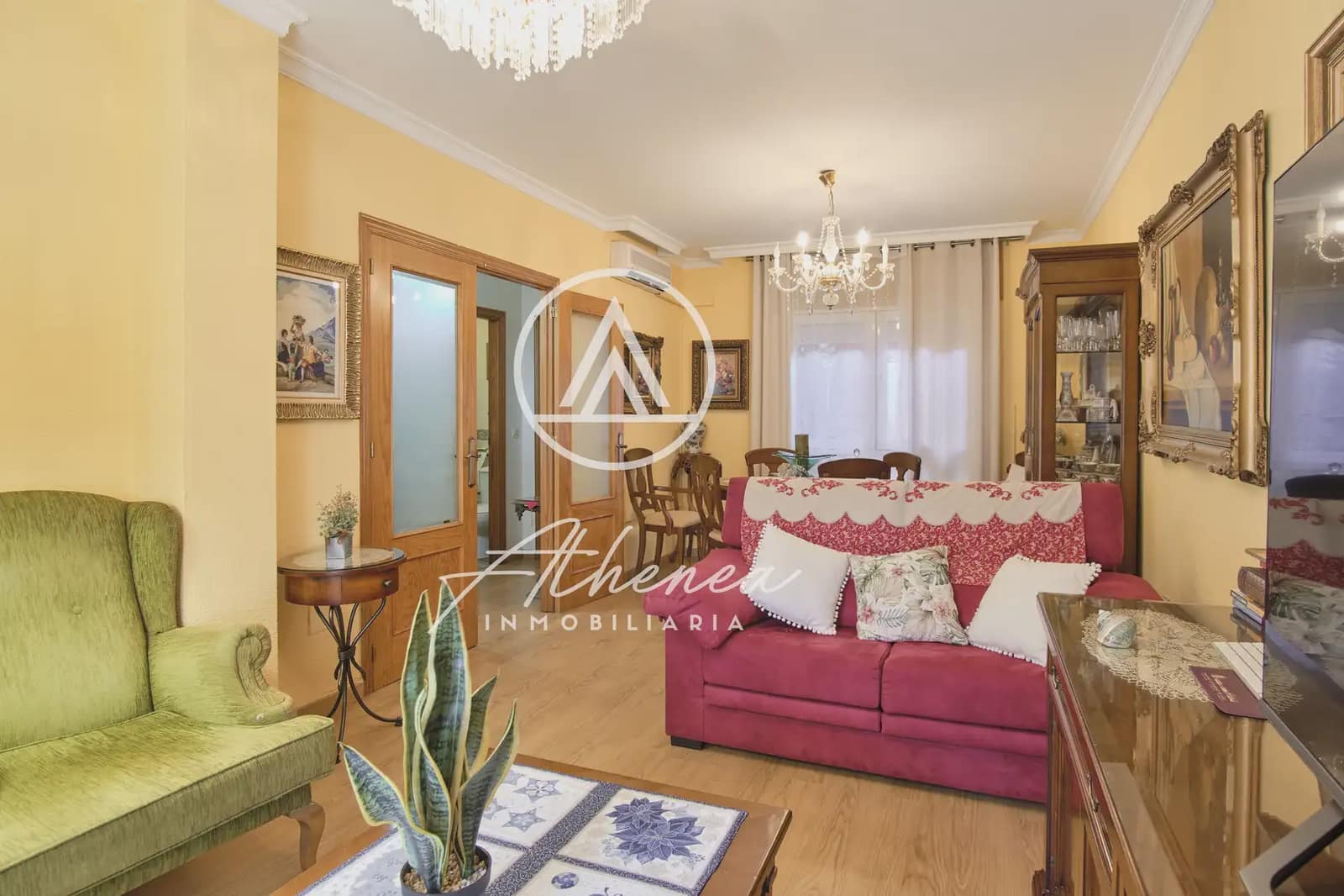 5 bedroom Townhouse for sale in Roquetas de Mar with garage - € 319,900 (Ref: 9938629)
