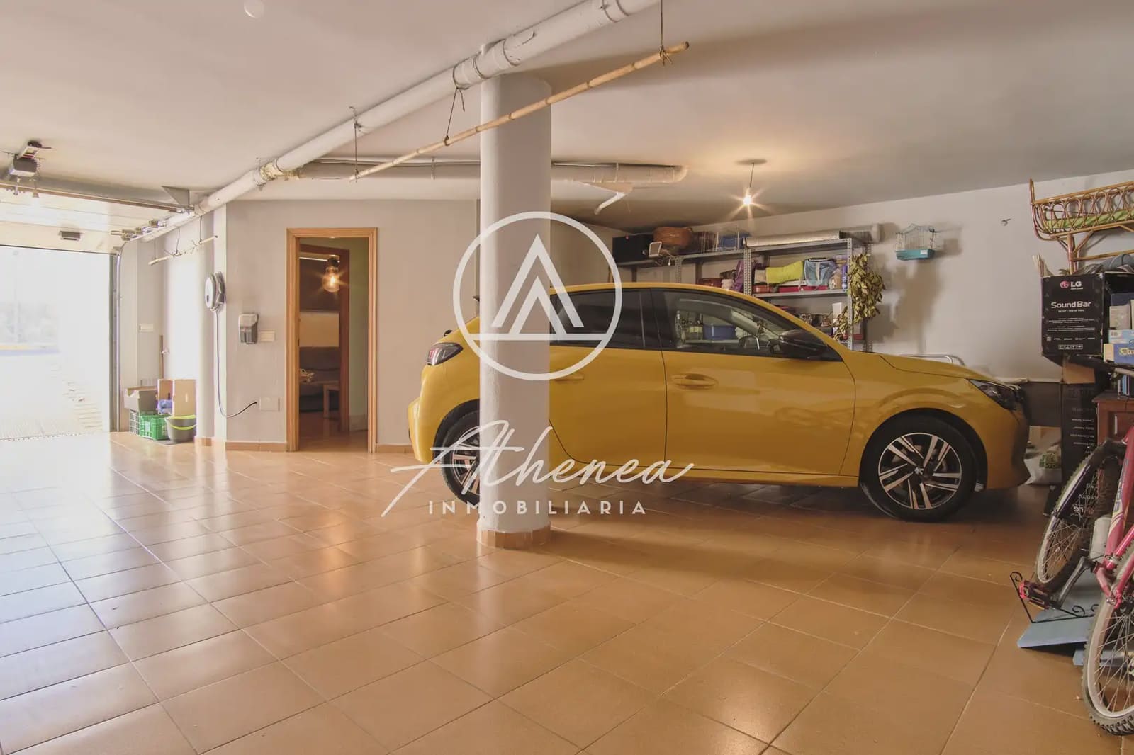 5 bedroom Townhouse for sale in Roquetas de Mar with garage - € 319,900 (Ref: 9938629)