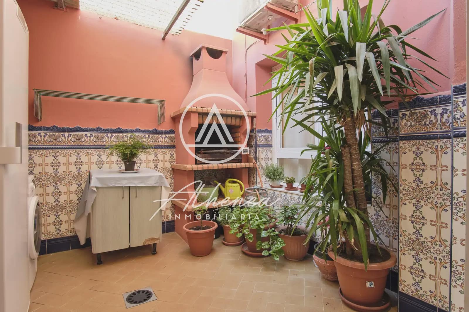 5 bedroom Townhouse for sale in Roquetas de Mar with garage - € 319,900 (Ref: 9938629)