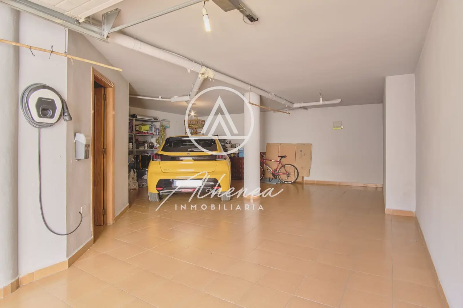 5 bedroom Townhouse for sale in Roquetas de Mar with garage - € 319,900 (Ref: 9938629)