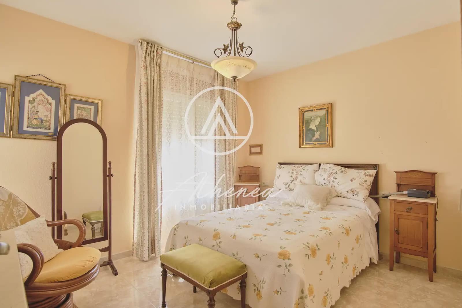 5 bedroom Townhouse for sale in Roquetas de Mar with garage - € 319,900 (Ref: 9938629)