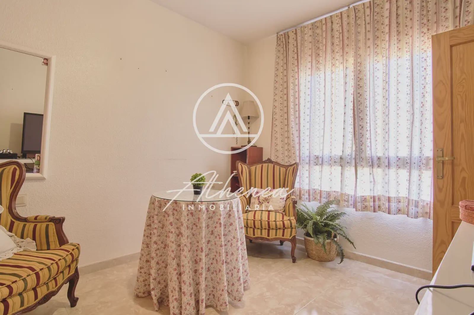5 bedroom Townhouse for sale in Roquetas de Mar with garage - € 319,900 (Ref: 9938629)