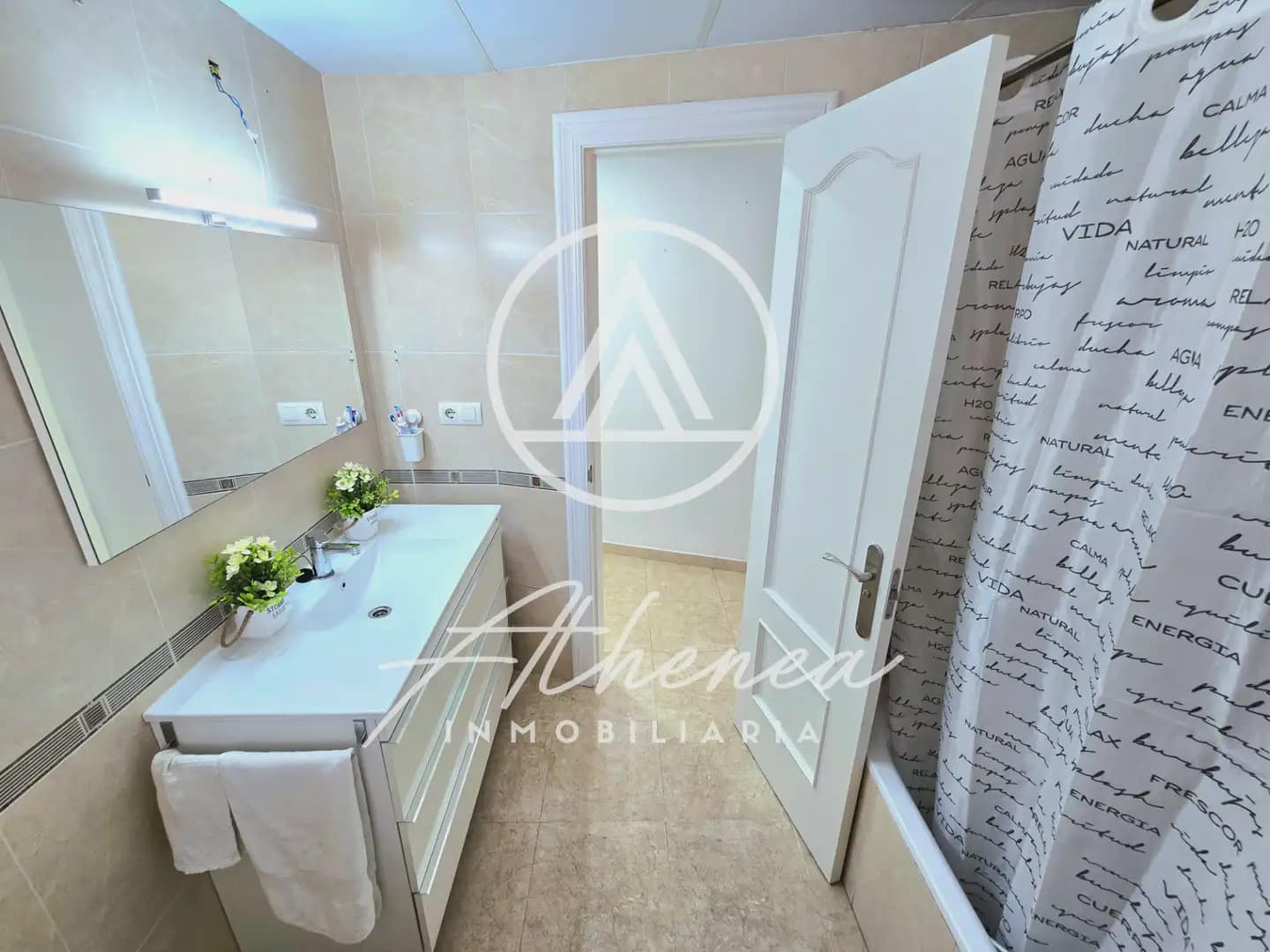 2 bedroom Flat for sale in Roquetas de Mar - € 149,800 (Ref: 9938630)