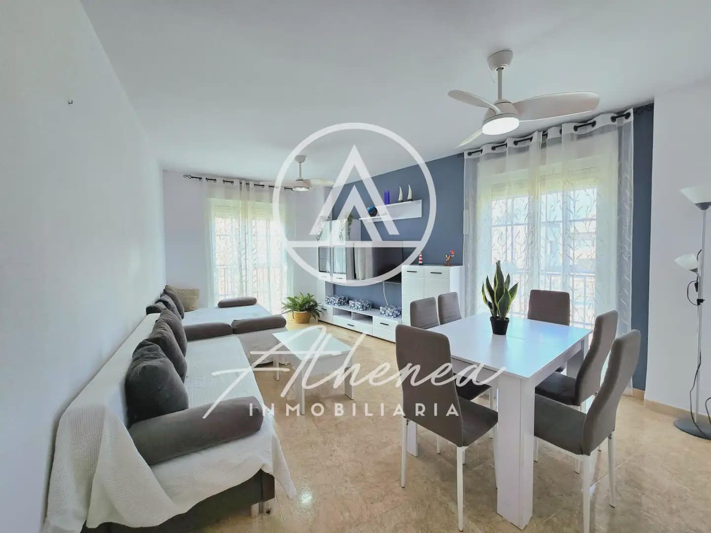 2 bedroom Flat for sale in Roquetas de Mar - € 149,800 (Ref: 9938630)