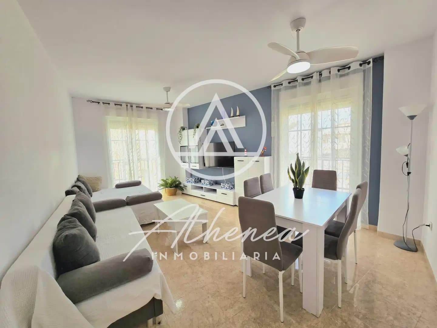 2 bedroom Flat for sale in Roquetas de Mar - € 149,800 (Ref: 9938630)