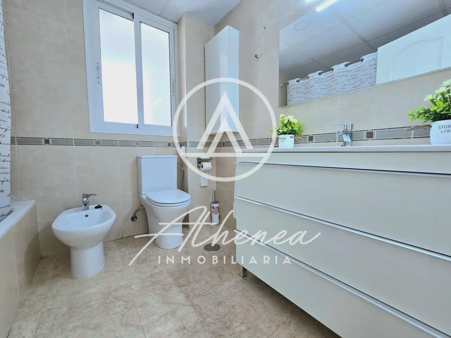 2 bedroom Flat for sale in Roquetas de Mar - € 149,800 (Ref: 9938630)