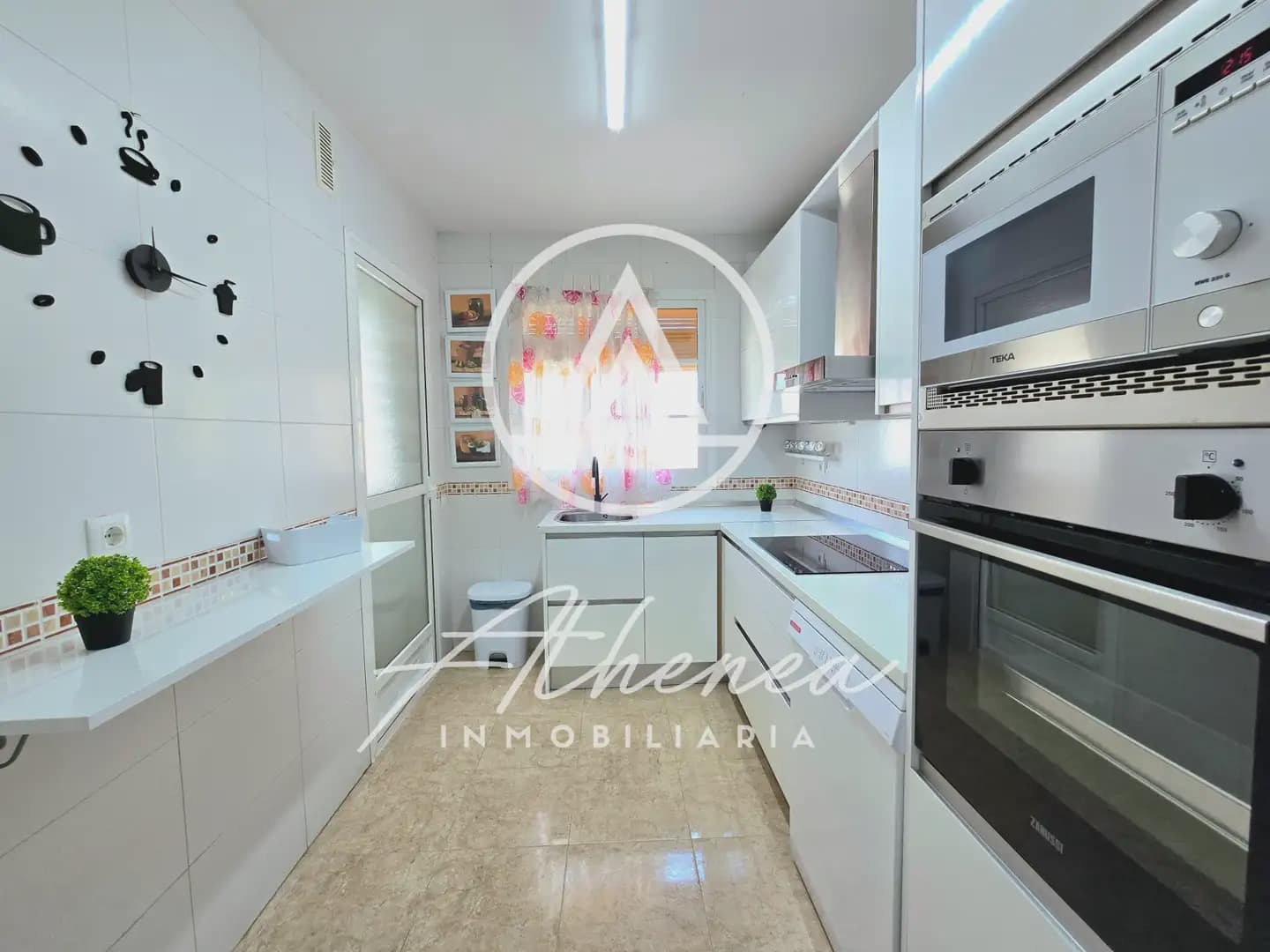 2 bedroom Flat for sale in Roquetas de Mar - € 149,800 (Ref: 9938630)