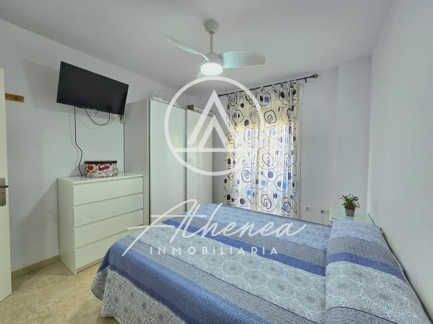 2 bedroom Flat for sale in Roquetas de Mar - € 149,800 (Ref: 9938630)
