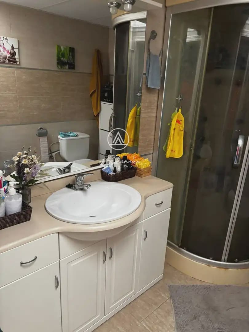4 soveværelse Rækkehus til salg i Vicar med garage - € 199.900 (Ref: 9938633)
