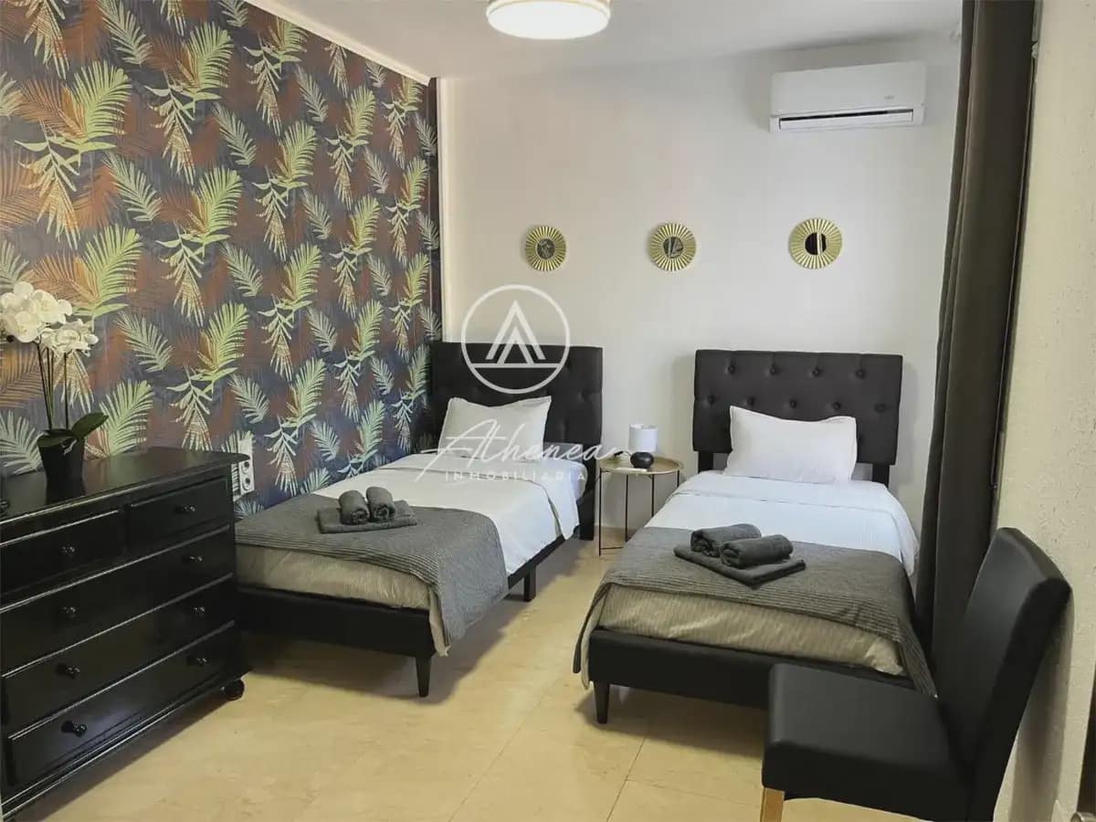 5 chambre Villa/Maison à vendre à Roquetas de Mar avec piscine garage - 1 500 000 € (Ref: 9938642)