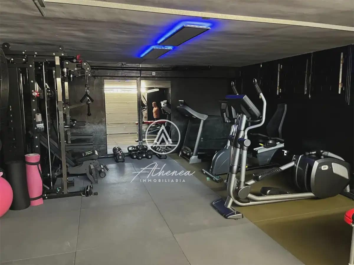 5 chambre Villa/Maison à vendre à Roquetas de Mar avec piscine garage - 1 500 000 € (Ref: 9938642)