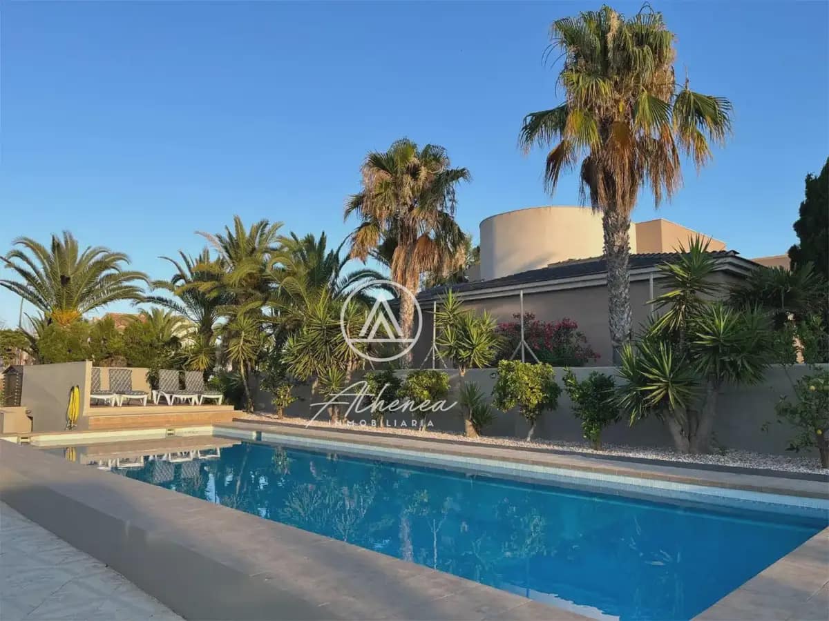 5 chambre Villa/Maison à vendre à Roquetas de Mar avec piscine garage - 1 500 000 € (Ref: 9938642)